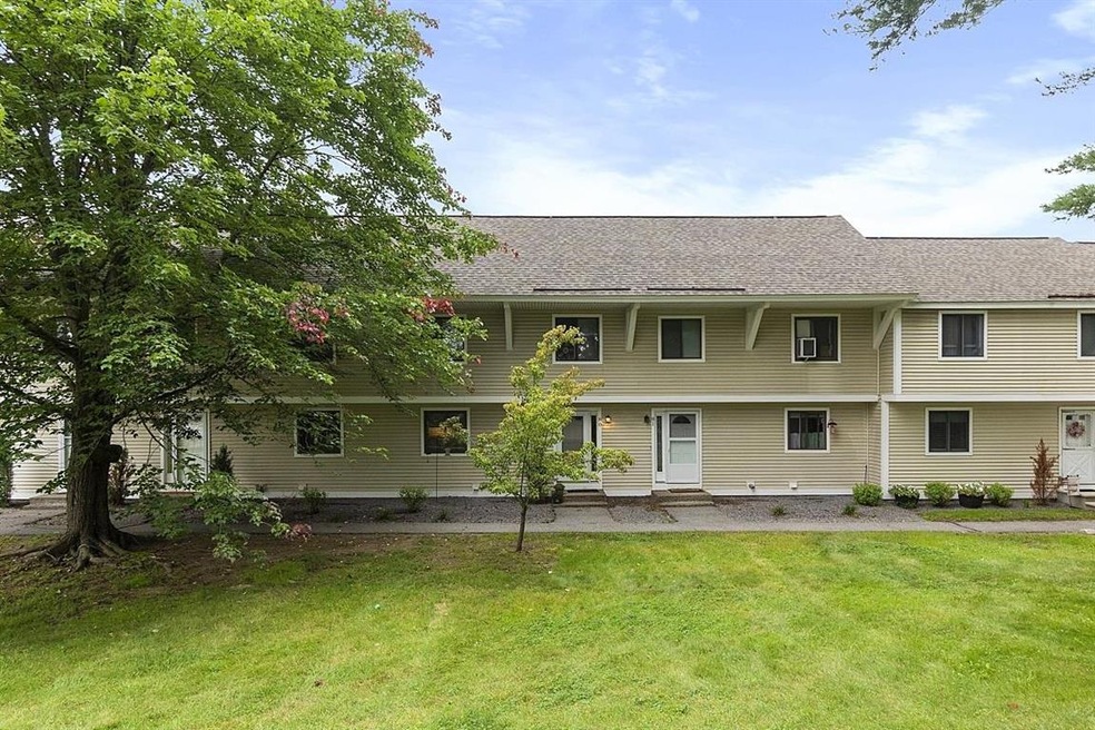 80 Pendleton Ln, Londonderry, NH 03053 - photo 1