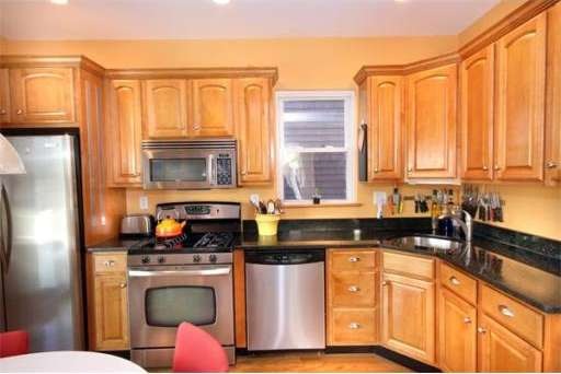 720 E 8th St unit 1, Boston, MA 02127 - photo 1