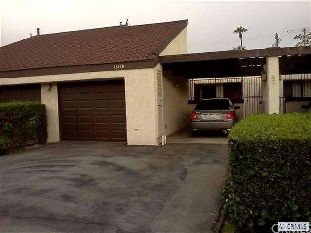 A TRUE SINGLE STORY. NO ONE ABOVE OR BELOW.ONE CAR GARAGE,CARPORT AND DRIVEWAY FOR EASY PARKING