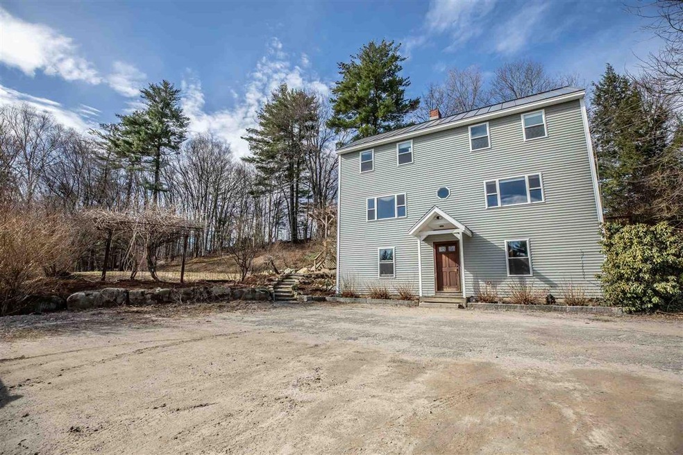 37 Forest Rd, Weare, NH 03281 - photo 1