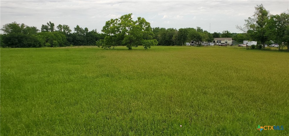 822 E Young Ave, Temple, TX 76501 - photo 1