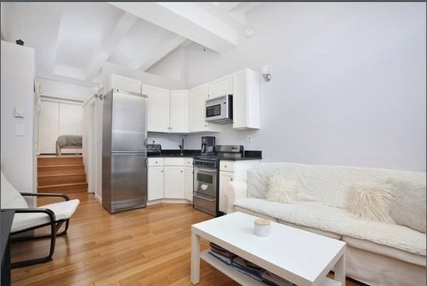 For Rent $2,900/month • Co-Listing Agent