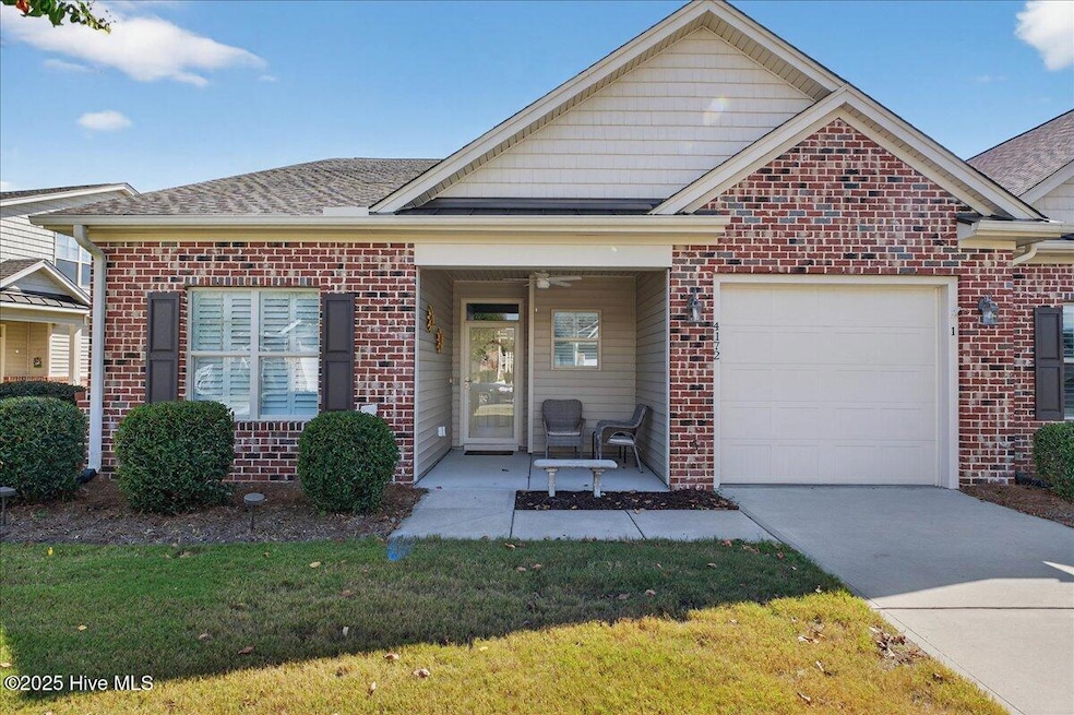 4172 Cambridge Cove Cir SE unit 1, Southport, NC 28461 - photo 1