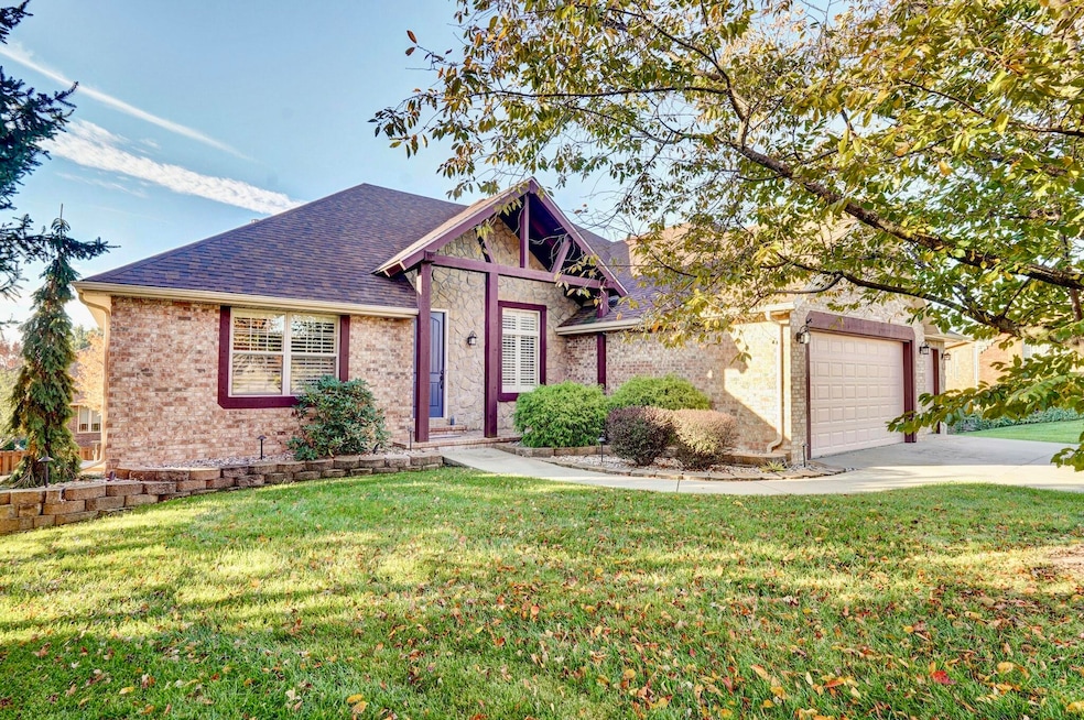 5DE28388-4BBE-4F19-9847-DB3AD6B3DC7F_1_2