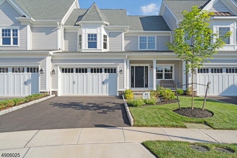 42 Park View Dr, Warren, NJ 07059 - photo 1