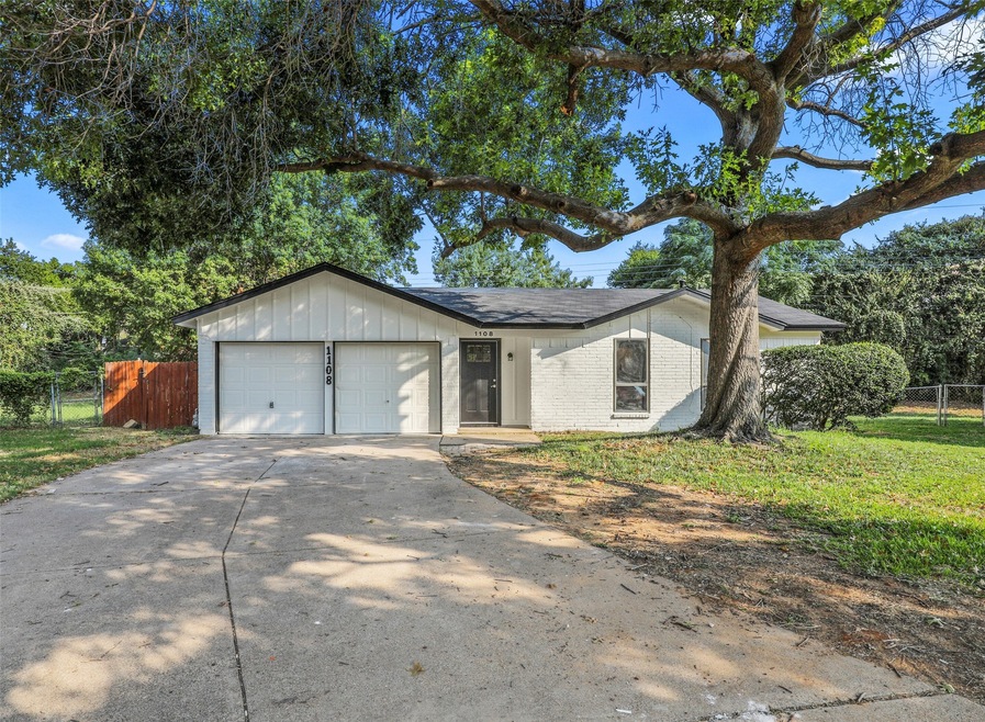 1108 Bryan Cir, Bedford, TX 76022 - photo 1