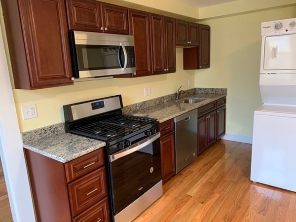 14 Holmes St unit 2, Allston, MA 02134 - photo 1