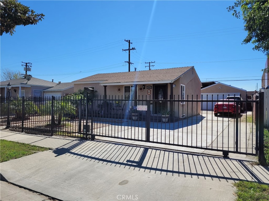 1244 E 127th St, Los Angeles, CA 90059 - photo 1