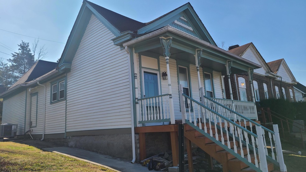 149 E Main St, Frankfort, KY 40601 - photo 1