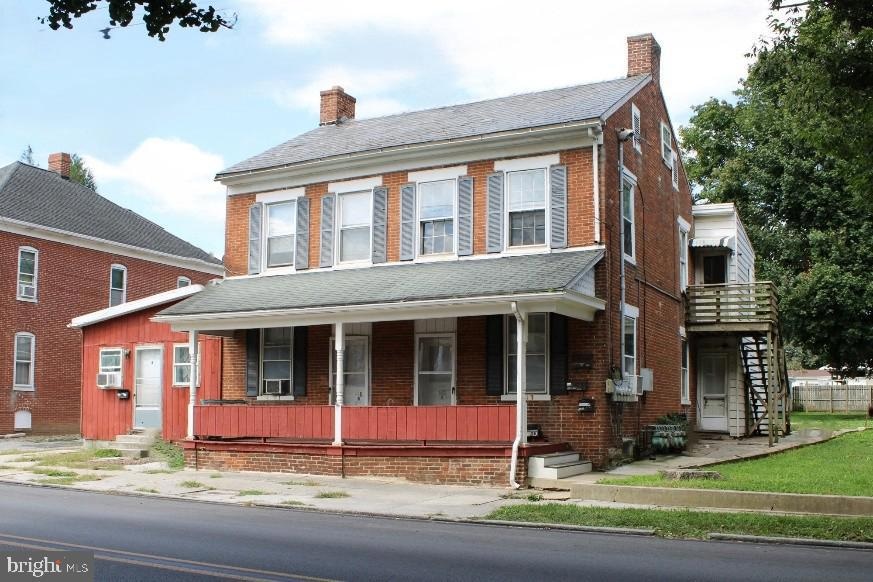 648 Broadway unit A, Hanover, PA 17331 - photo 1