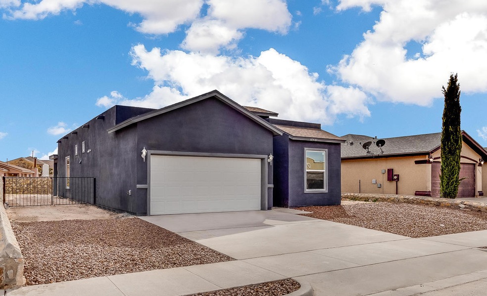 14261 Desert Mesquite Dr, Horizon City, TX 79928 - photo 1