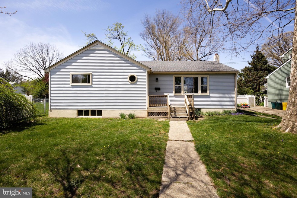 589 Mansion Ave, Audubon, NJ 08106 - photo 1