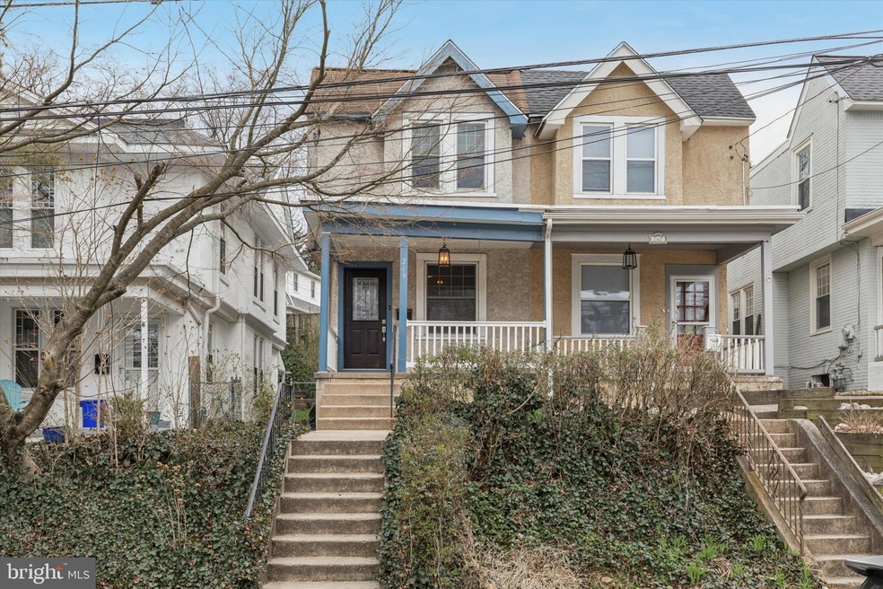 269 N Aberdeen Ave, Wayne, PA 19087 - photo 1