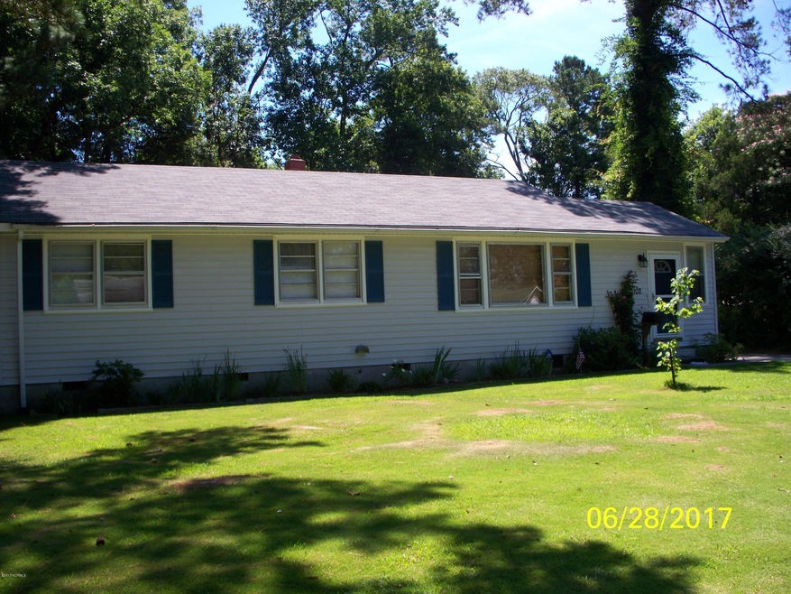 1102 River St, Jacksonville, NC 28540 - photo 1