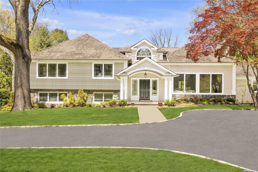 179 Harbor Acres Rd, Port Washington, NY 11050 - photo 1