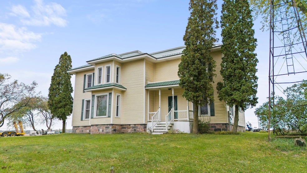 1060 N 900 W, Angola, IN 46703 - photo 1