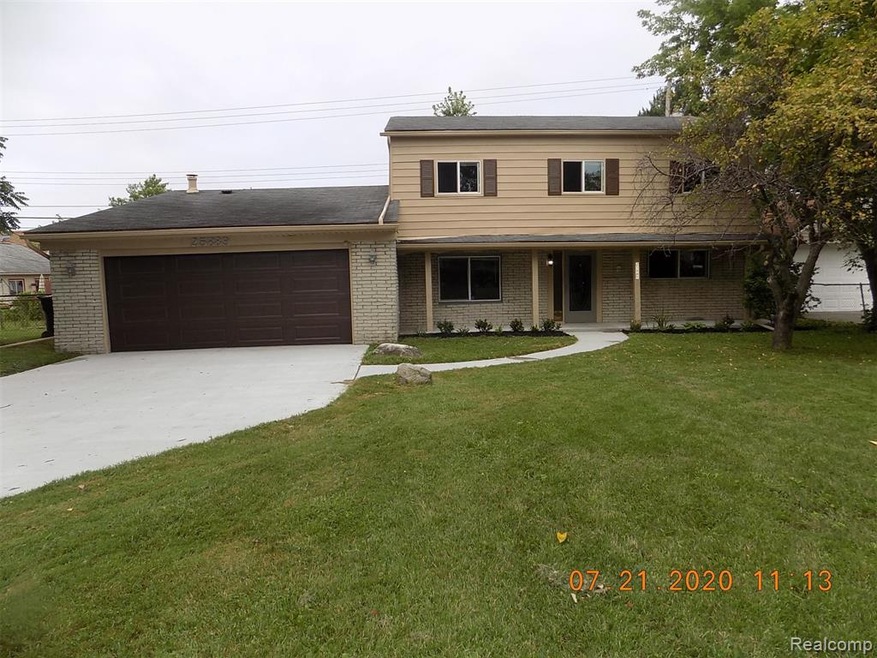 25889 Fern St, Roseville, MI 48066 - photo 1
