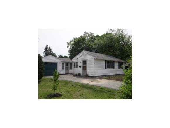 118 Holly Ln, Portsmouth, NH 03801 - photo 1