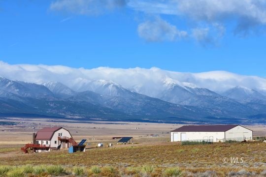 Home & Barn