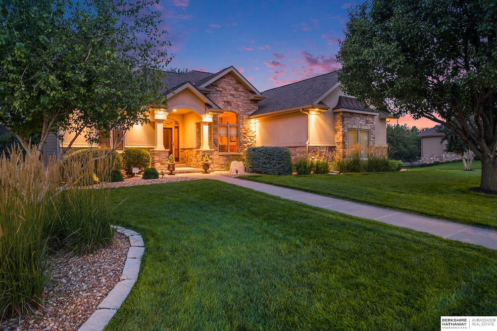 945 S 198th St, Elkhorn, NE 68022 - photo 1