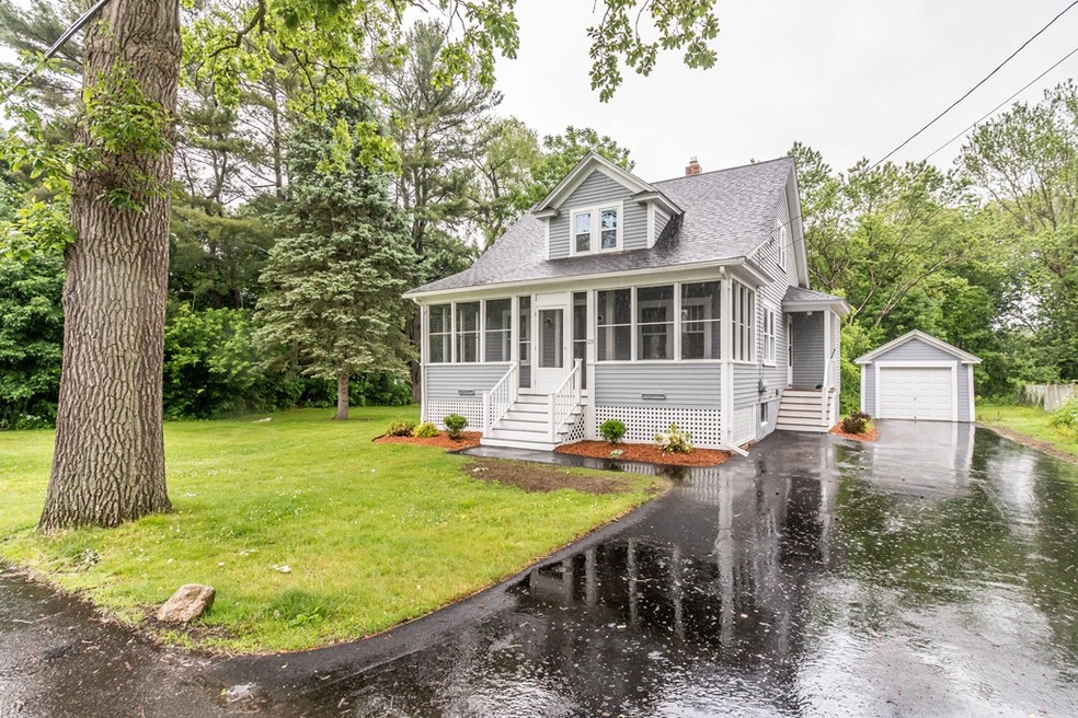 121 Chapman St, Dracut, MA 01826 - photo 1