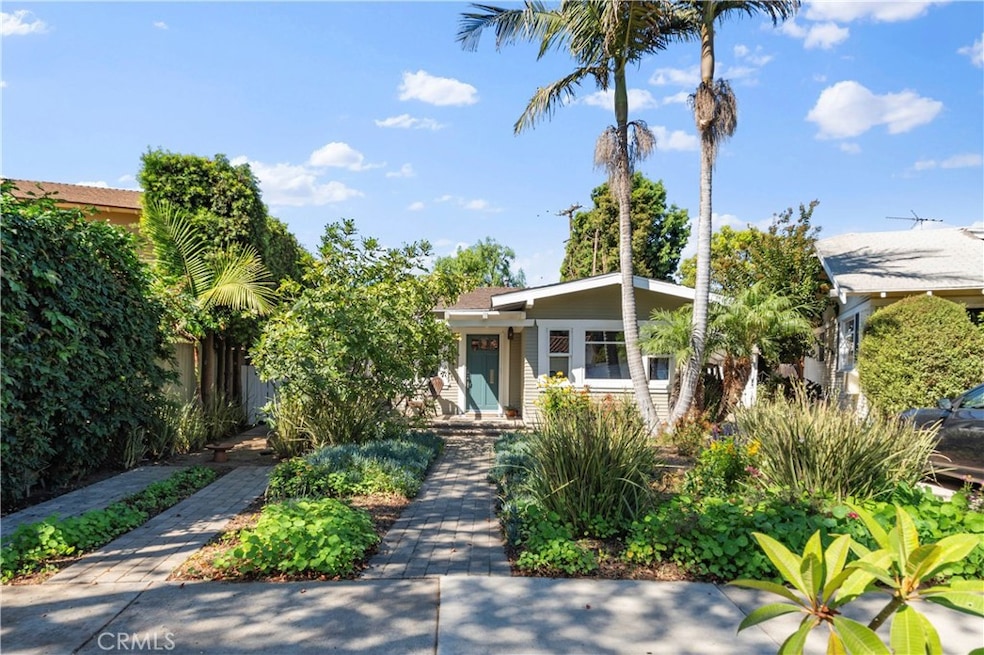 Under Contract $1,299,000