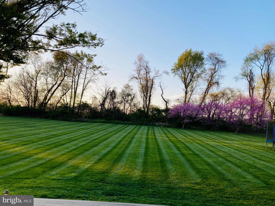 111 Osborne Cir, Kennett Square, PA 19348 - photo 1