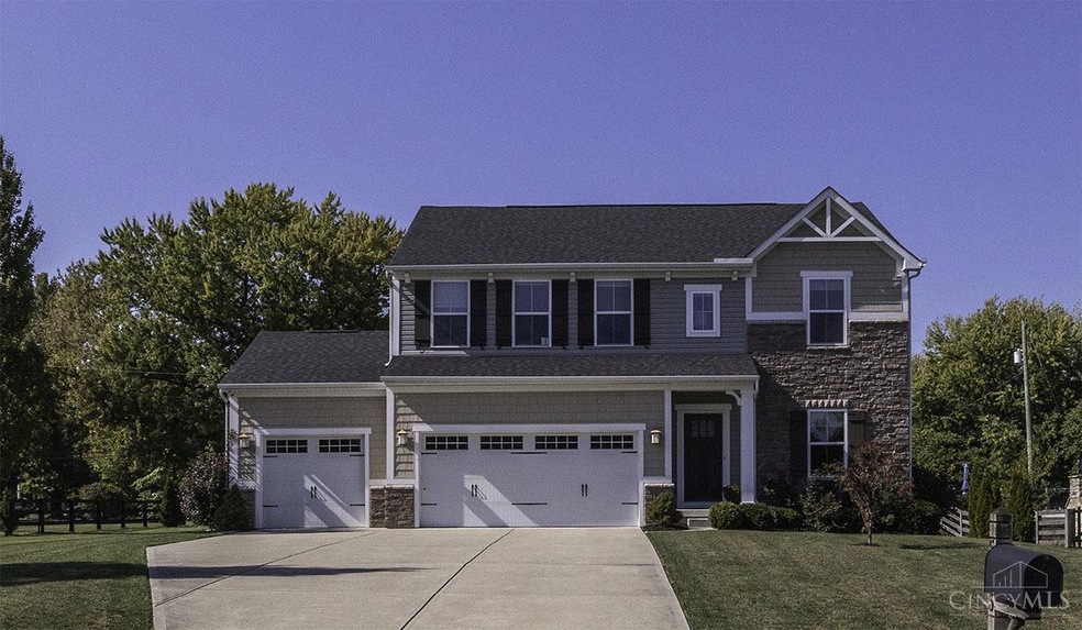 5085 Lakota Woods Dr, Liberty Township, OH 45044 - photo 1