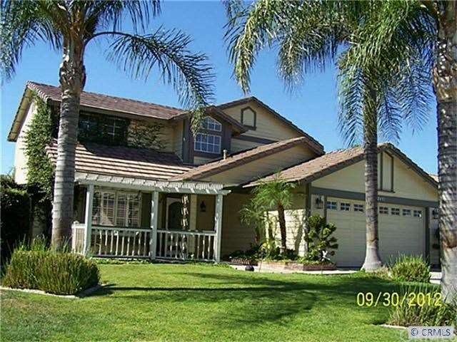 Front Facing North W/ Mountain Views