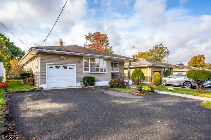 1135 N Stiles St, Linden, NJ 07036 - photo 1