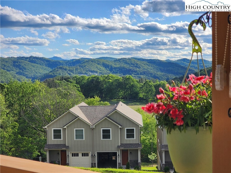 199 Wynfield Ridge unit 2, Boone, NC 28607 - photo 1