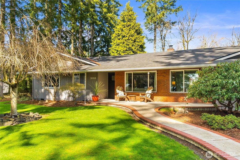 300 SE Valley View Way, Chehalis, WA 98532 - photo 1