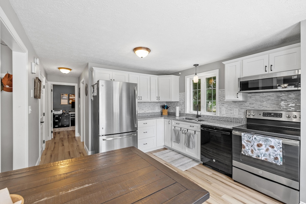 20 James Ave, Sanford, ME 04073 - photo 1