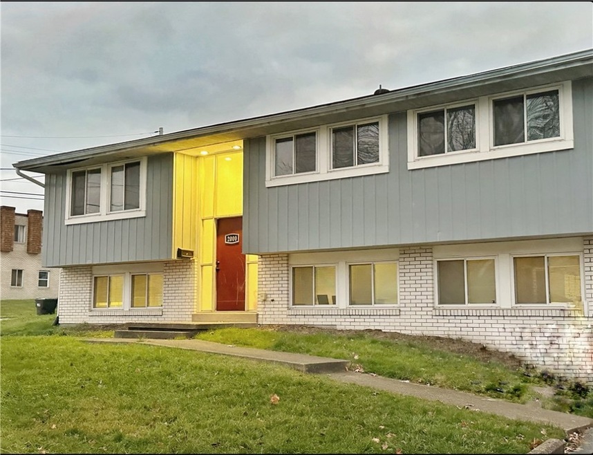 2000 Mcminn St unit 1, Aliquippa, PA 15001 - photo 1