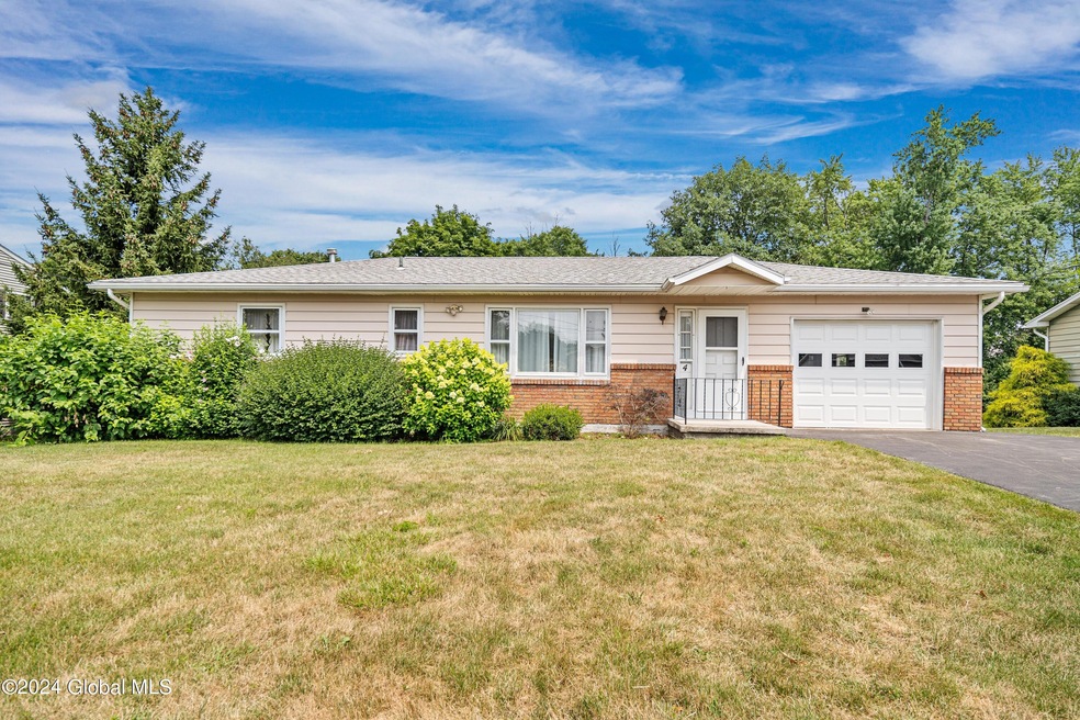 4 Verdi Blvd, Latham, NY 12110 - photo 1