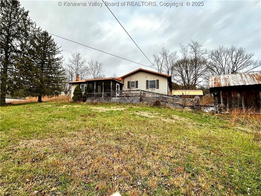 1163 Pigeon Roost Rd, Kenna, WV 25248 - photo 1