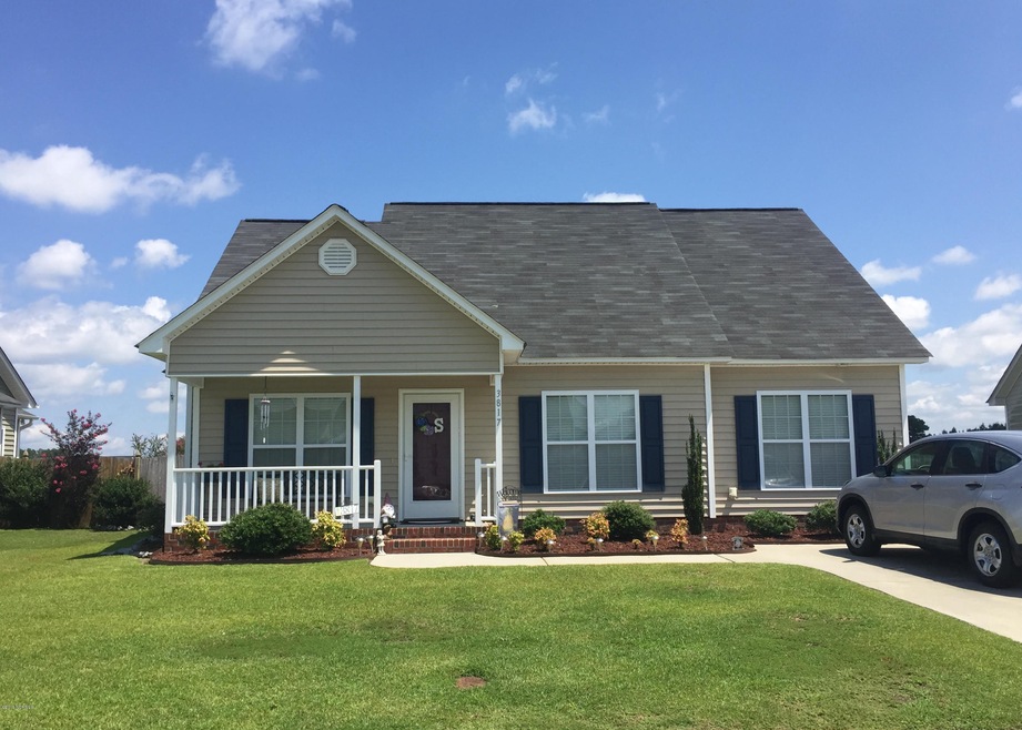 3817 Saint Augustine Dr, Greenville, NC 27834 - photo 1