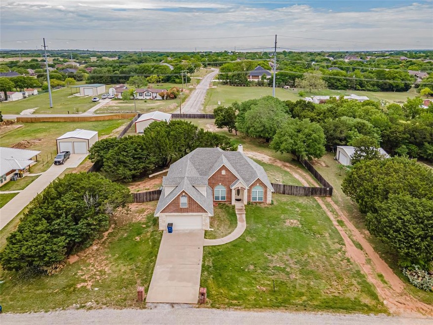 3808 Birdsong Ct, Granbury, TX 76049 - photo 1