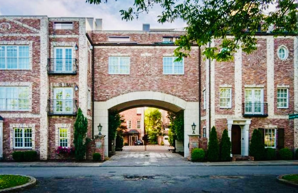 102 W End Close, Nashville, TN 37205 - photo 1