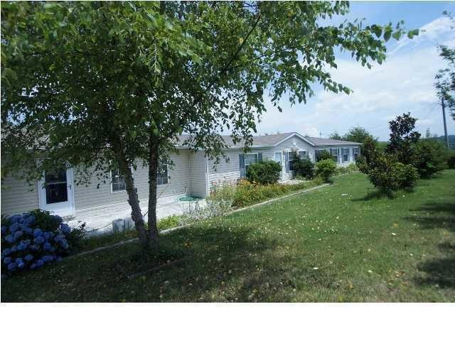 107 Quarterhorse Ln, Tunnel Hill, GA 30755 - photo 1