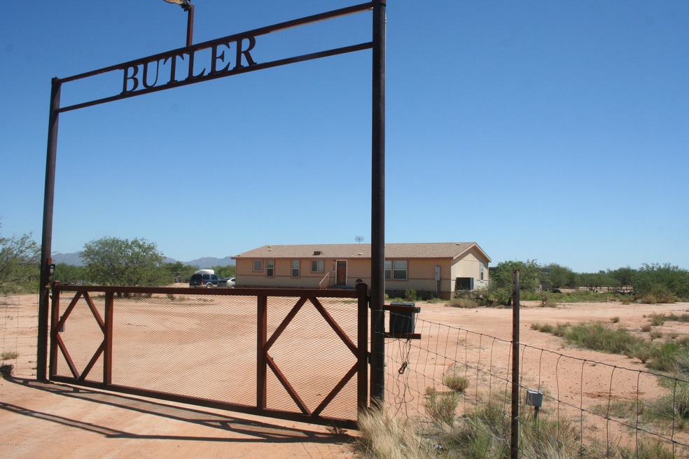 6775 S Avalon Dr, Tucson, AZ 85735 - photo 1