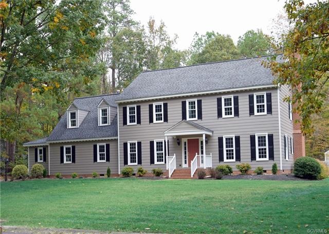 Welcome home to 13919 Beechwood Point. Classic col