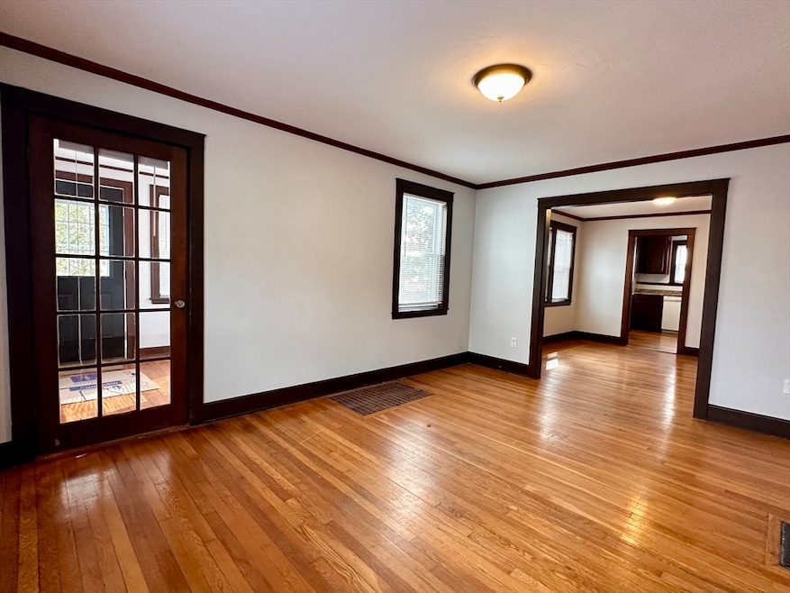 63 Whiton Ave unit 1, Quincy, MA 02169 - photo 1