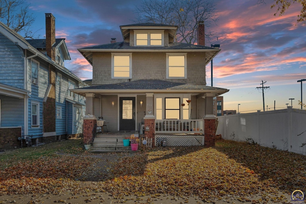 916 SW Polk St, Topeka, KS 66612 - photo 1