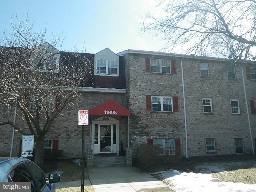 11908 Tarragon Rd unit K, Reisterstown, MD 21136 - photo 1