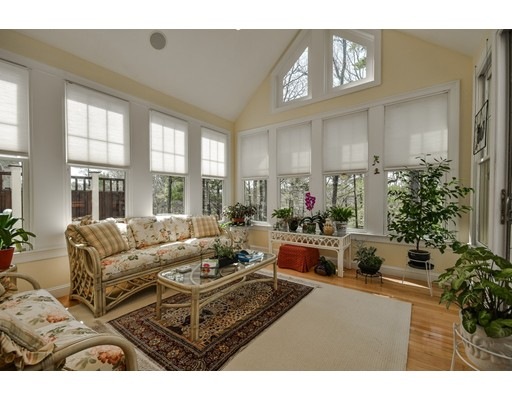 39 Carriage Hill Cir, Southborough, MA 01772 - photo 1