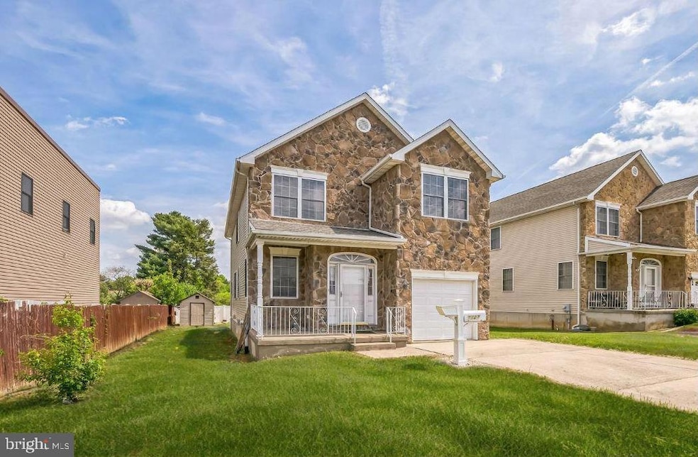 Pending $599,900