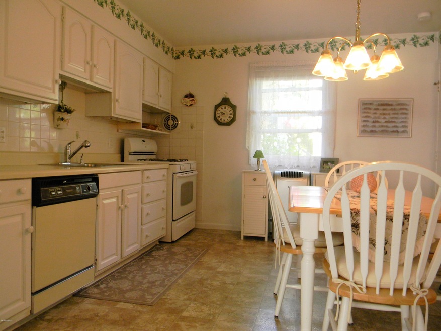 6 Morgan Manor unit 14, Lenox, MA 01240 - photo 1