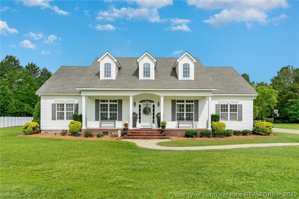 184 Oak Hill Dr, Dunn, NC 28334 - photo 1