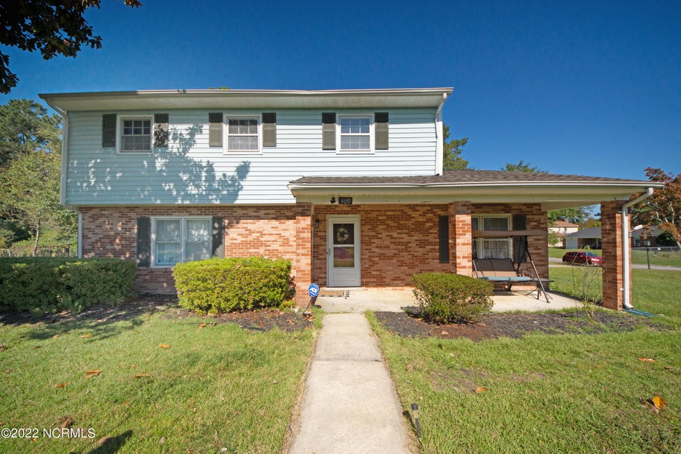 409 Tower Dr, Jacksonville, NC 28546 - photo 1